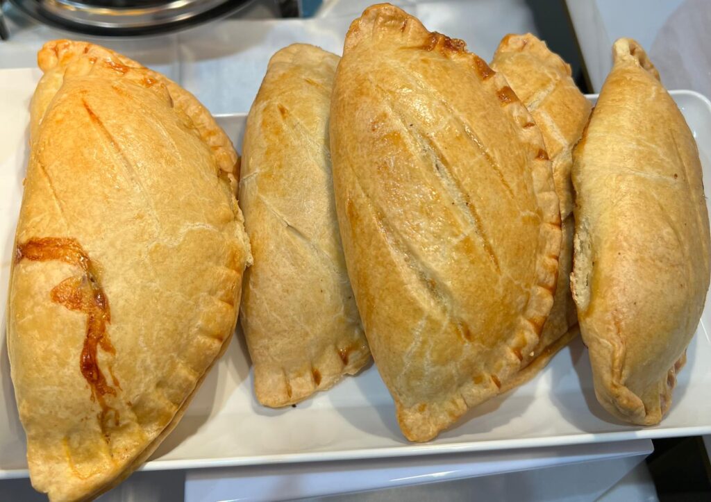 Meat pie(MOQ 10)